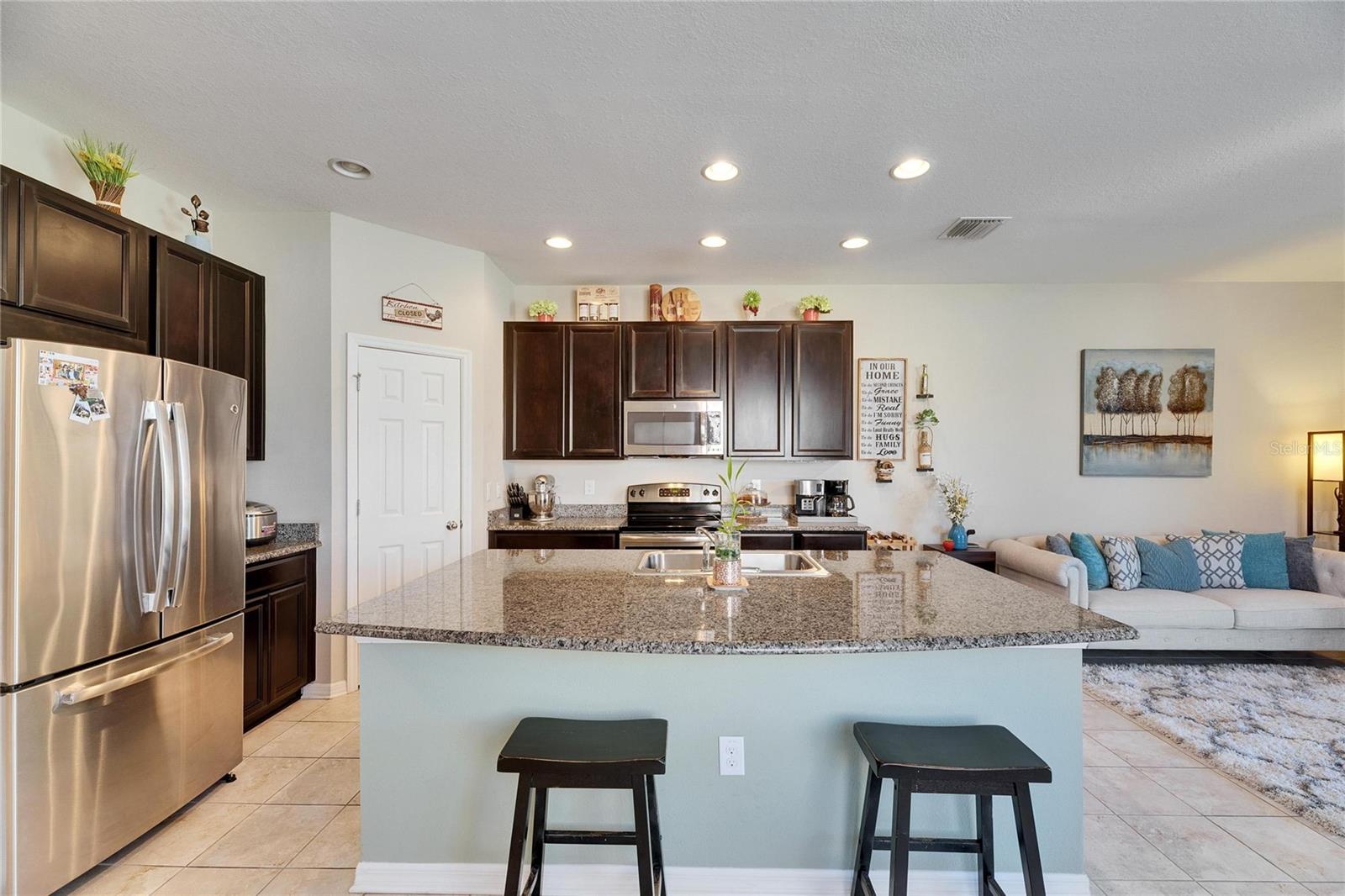 Image 23 of 59 For 6907 Holly Heath Drive