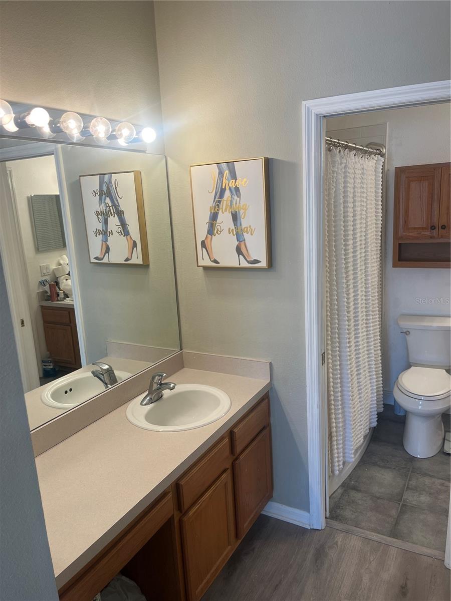 Listing photo id 19 for 7838 66th Way N