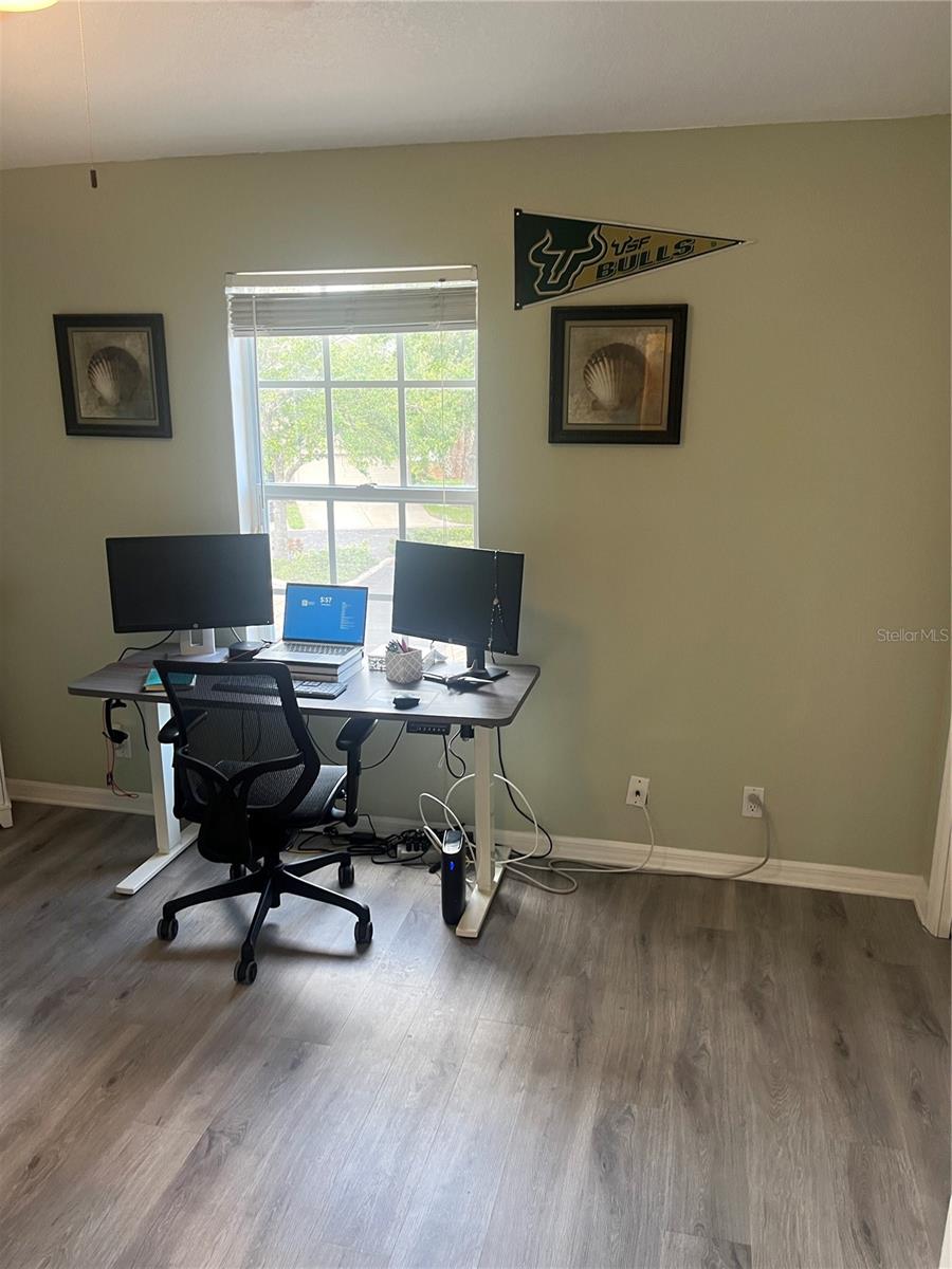 Listing photo id 22 for 7838 66th Way N