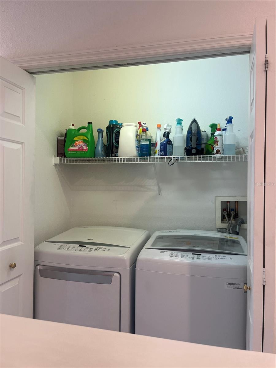 Listing photo id 25 for 7838 66th Way N