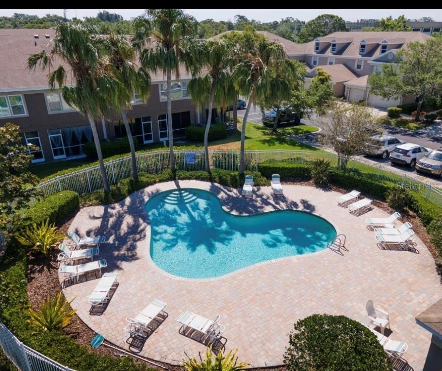 Listing photo id 2 for 7838 66th Way N