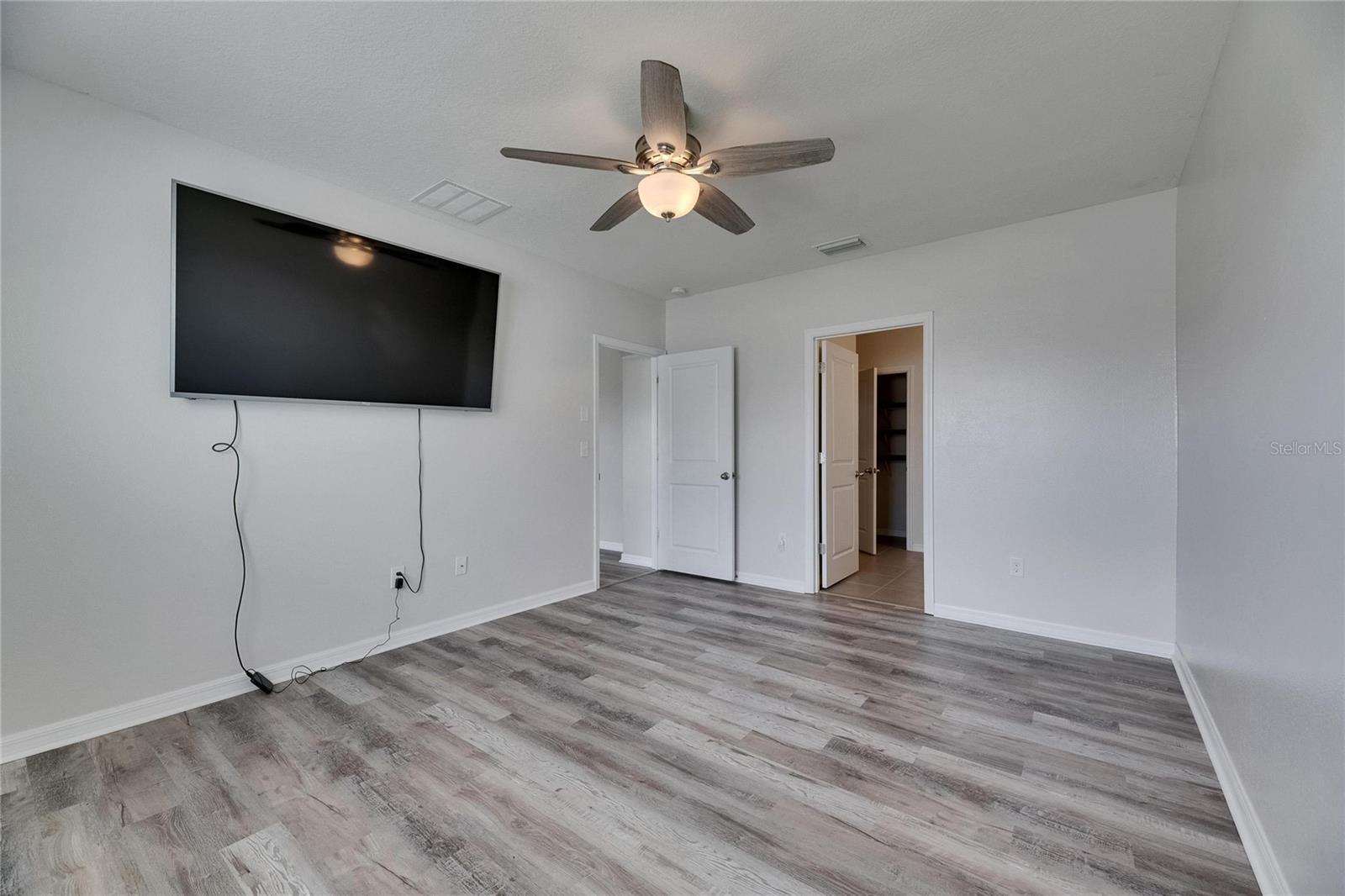 Image 38 of 64 For 10626 Park Meadowbrooke Drive