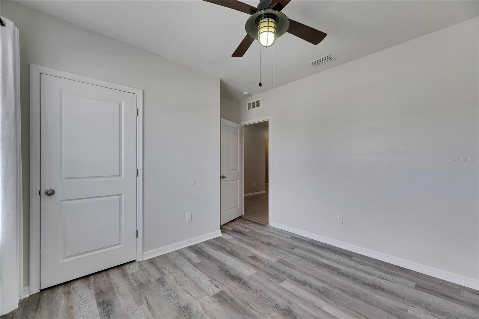 Image 7 of 64 For 10626 Park Meadowbrooke Drive