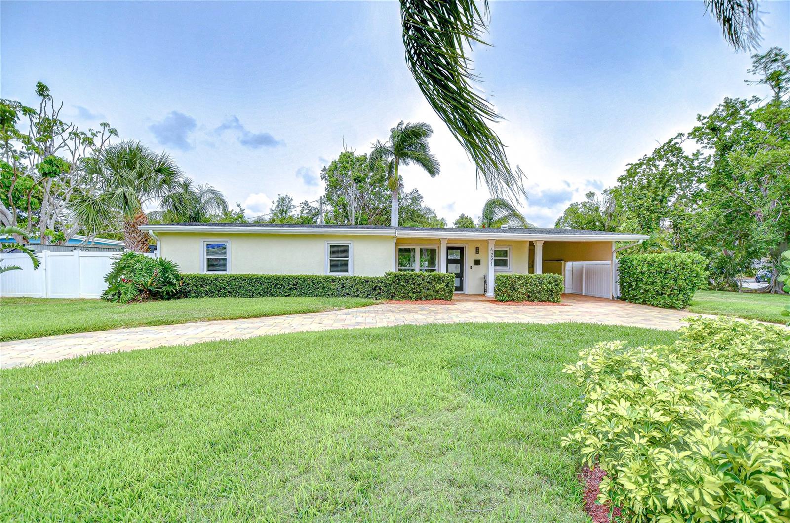 Details for 4291 Neptune Drive Se, ST PETERSBURG, FL 33705
