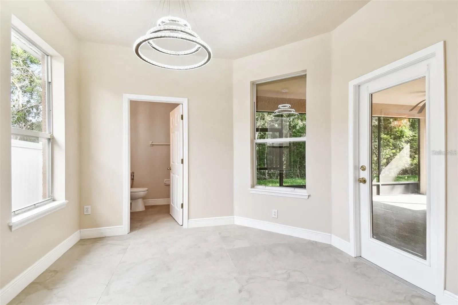 Image 11 of 57 For 16143 Colchester Palms Drive