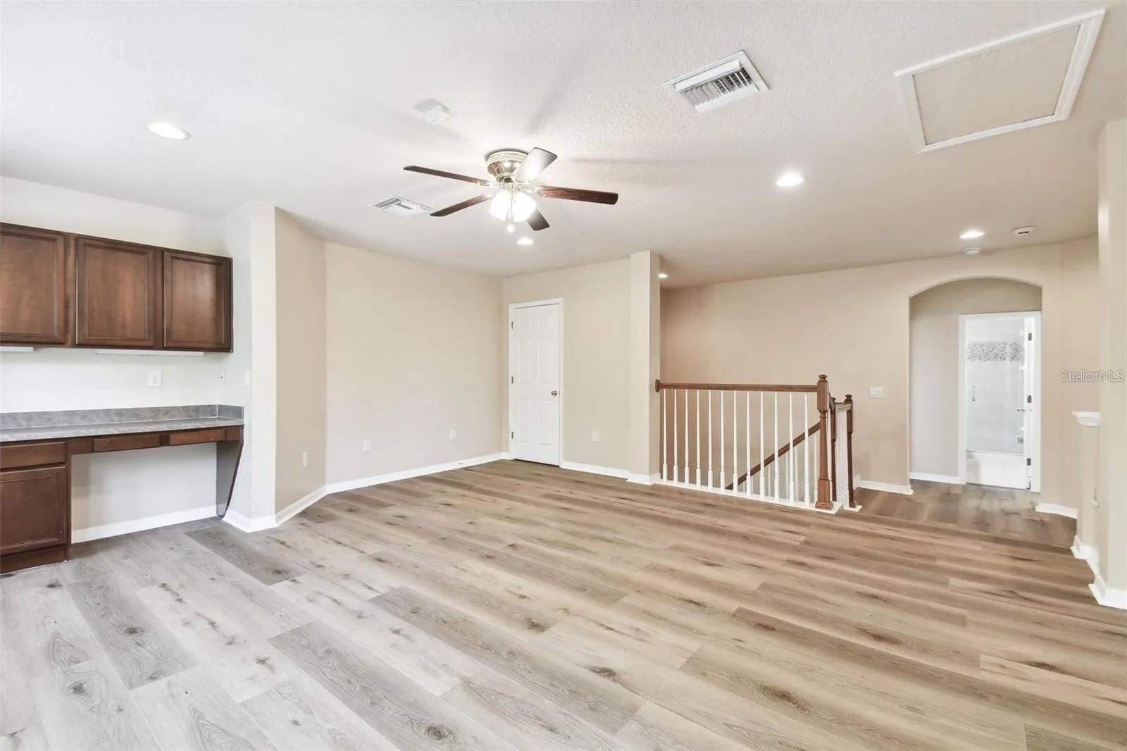 Image 16 of 57 For 16143 Colchester Palms Drive