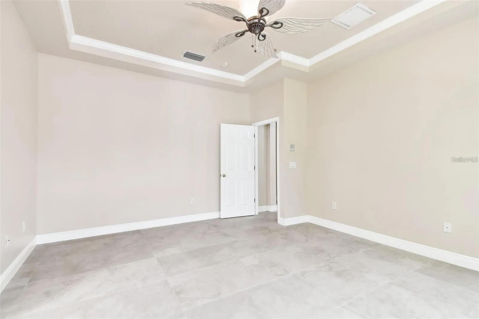 Image 38 of 57 For 16143 Colchester Palms Drive