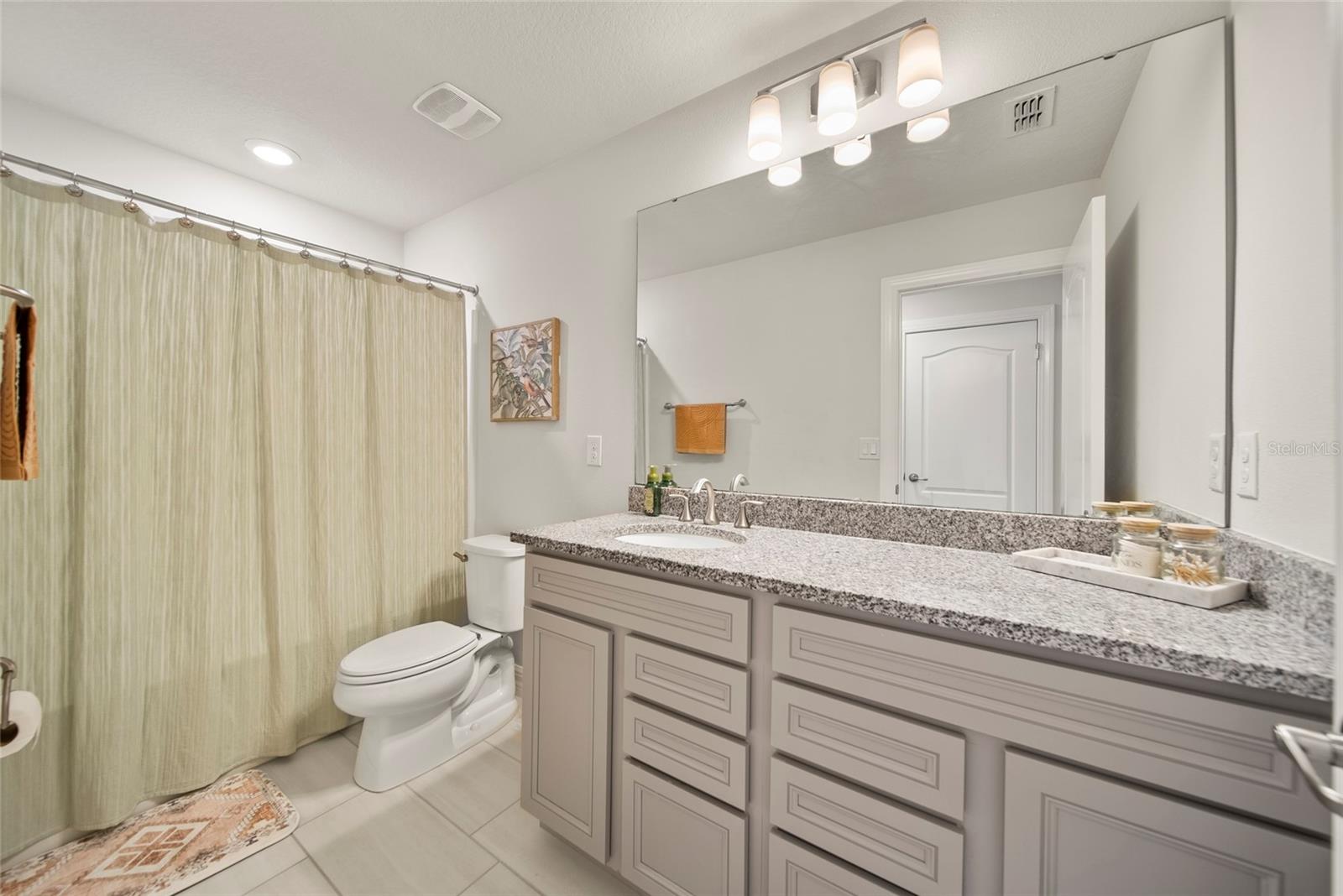 Listing photo id 15 for 31643 Colada Drift Way