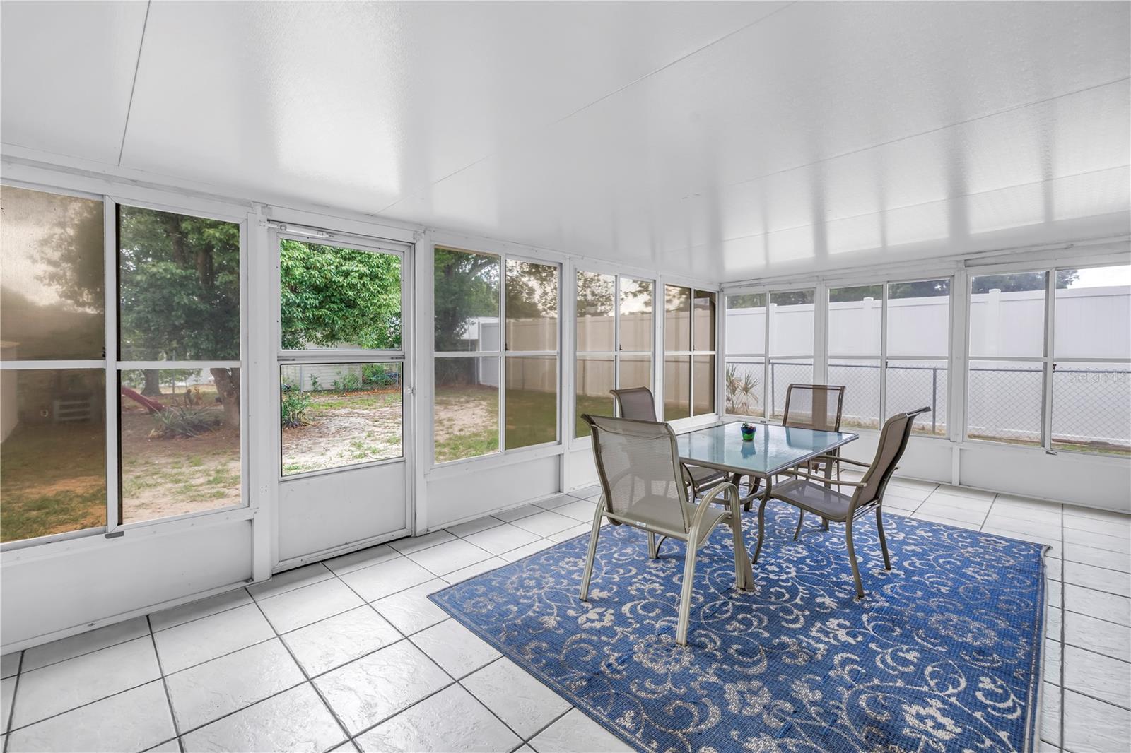Image 18 of 27 For 2270 Amherst Avenue