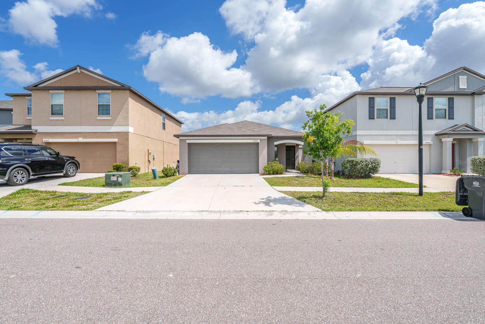 Details for 4507 Eternal Prince Drive, SUN CITY CENTER, FL 33573