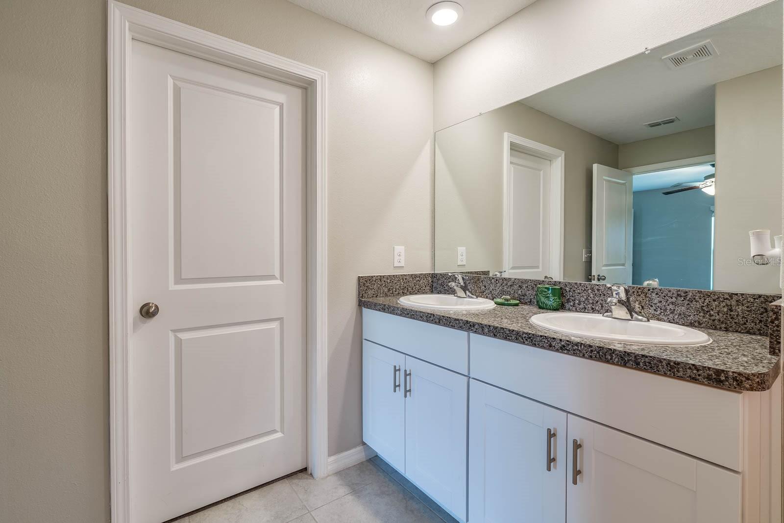 Image 24 of 42 For 4507 Eternal Prince Drive