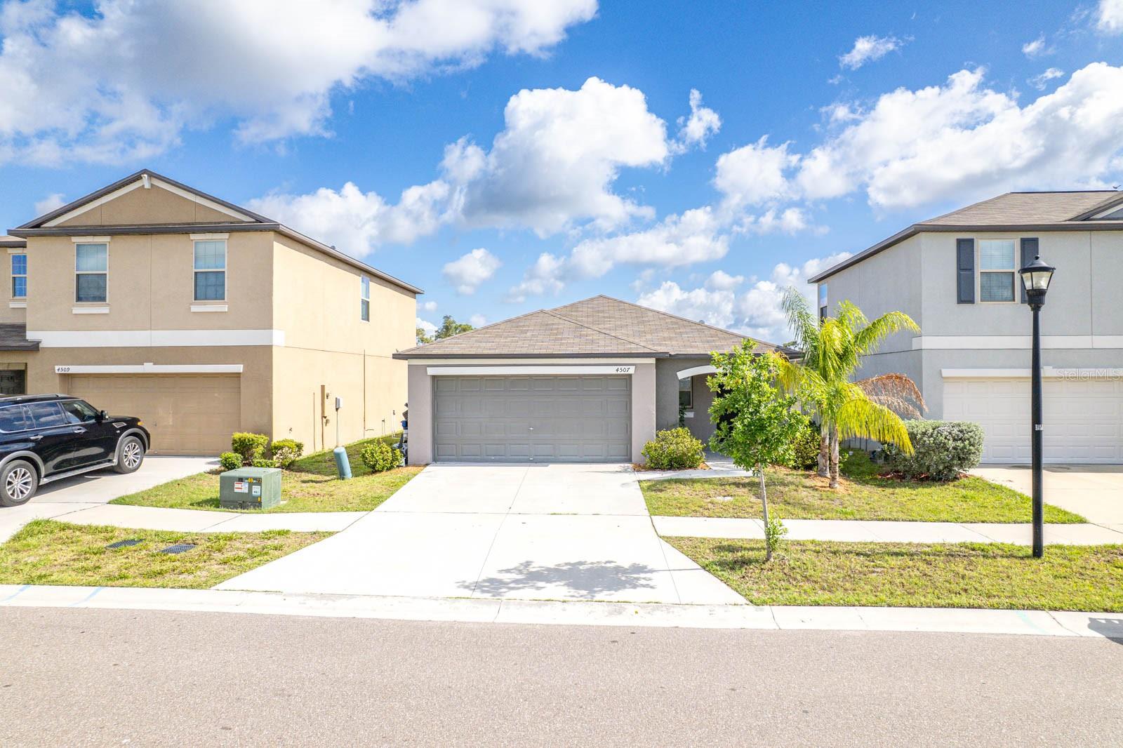 Image 37 of 42 For 4507 Eternal Prince Drive