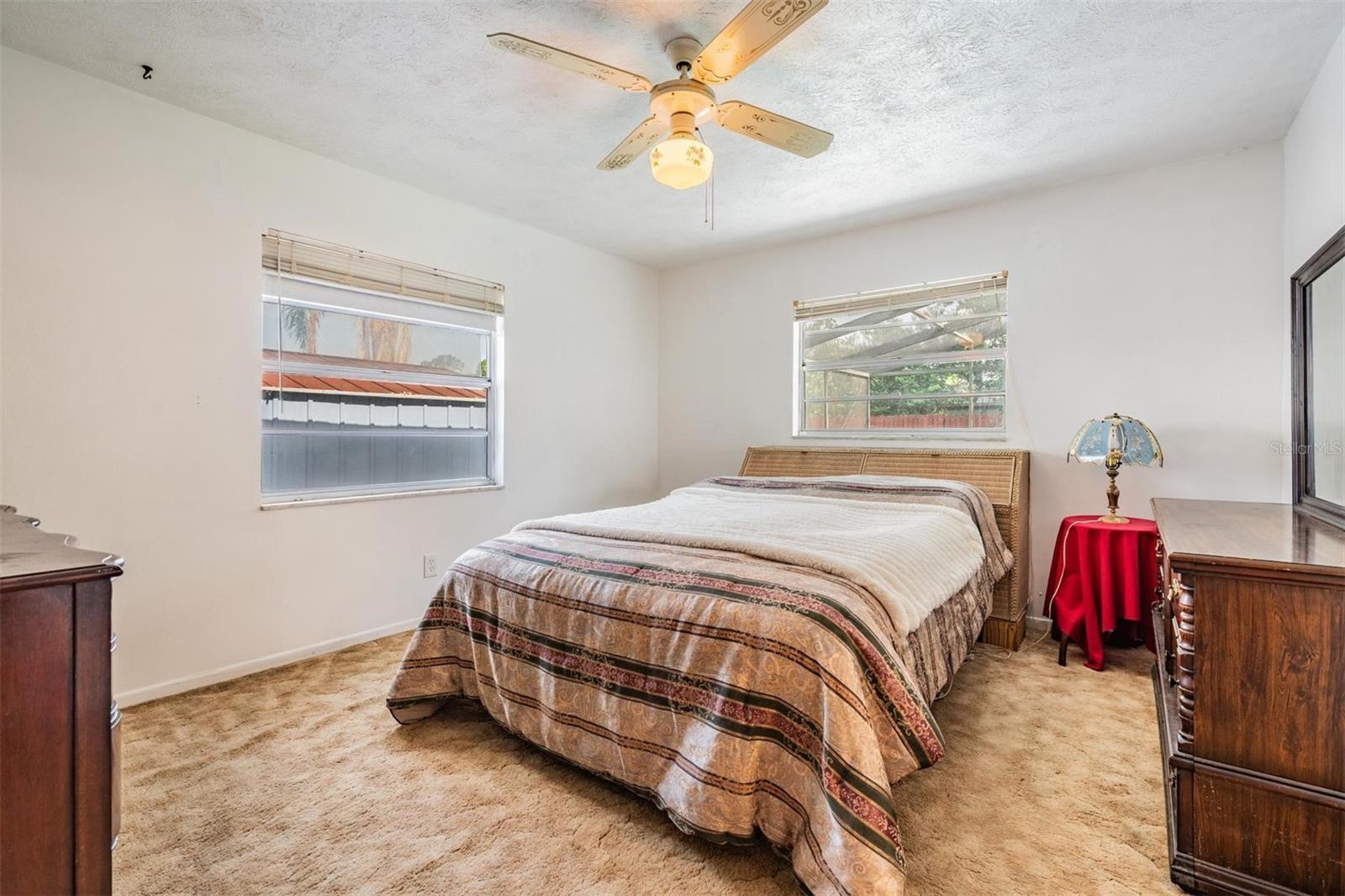 Listing photo id 12 for 414 Cactus Circle