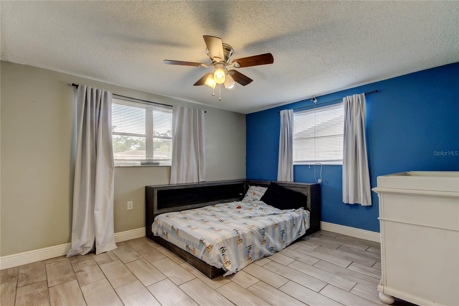 Image 11 of 14 For 9120 Lunar Lane