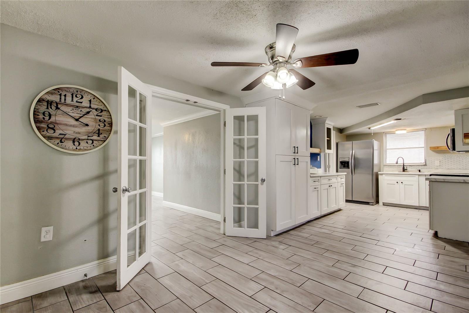 Image 7 of 14 For 9120 Lunar Lane