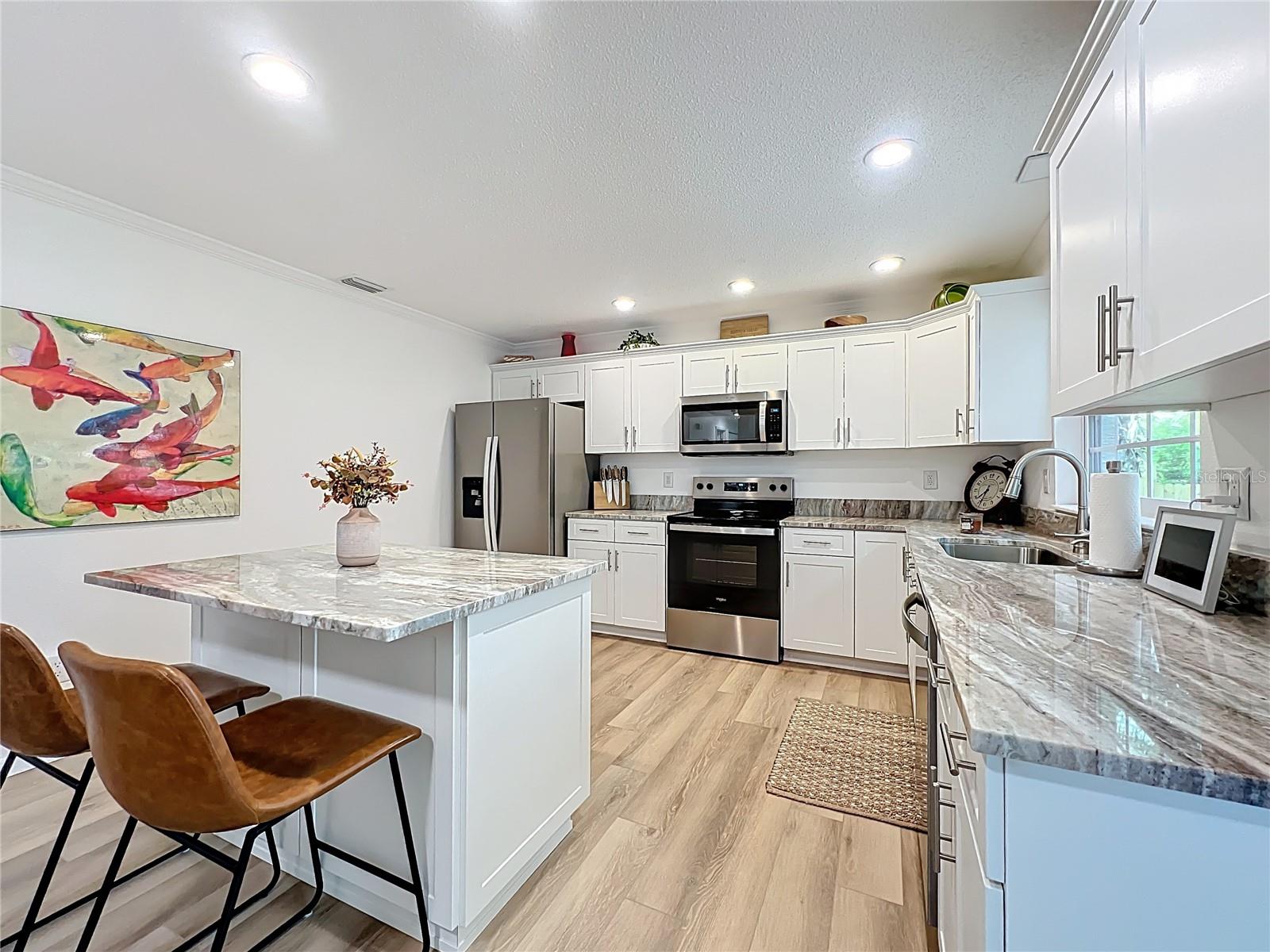 Image 11 of 29 For 6521 Cedarbrook Drive S