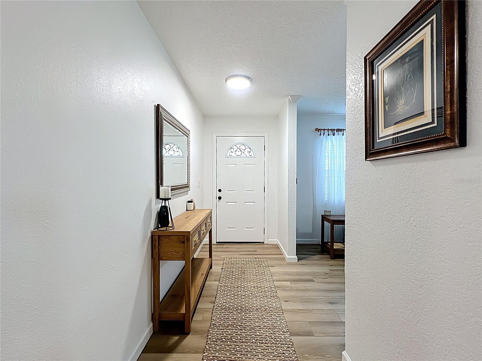 Image 5 of 29 For 6521 Cedarbrook Drive S
