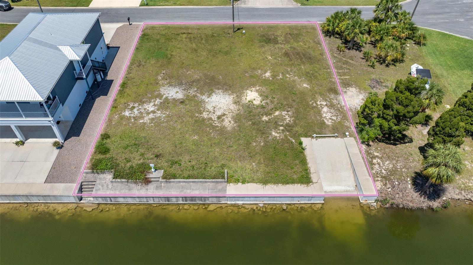Image 8 of 11 For 3398 & 3410 Fernleaf Drive
