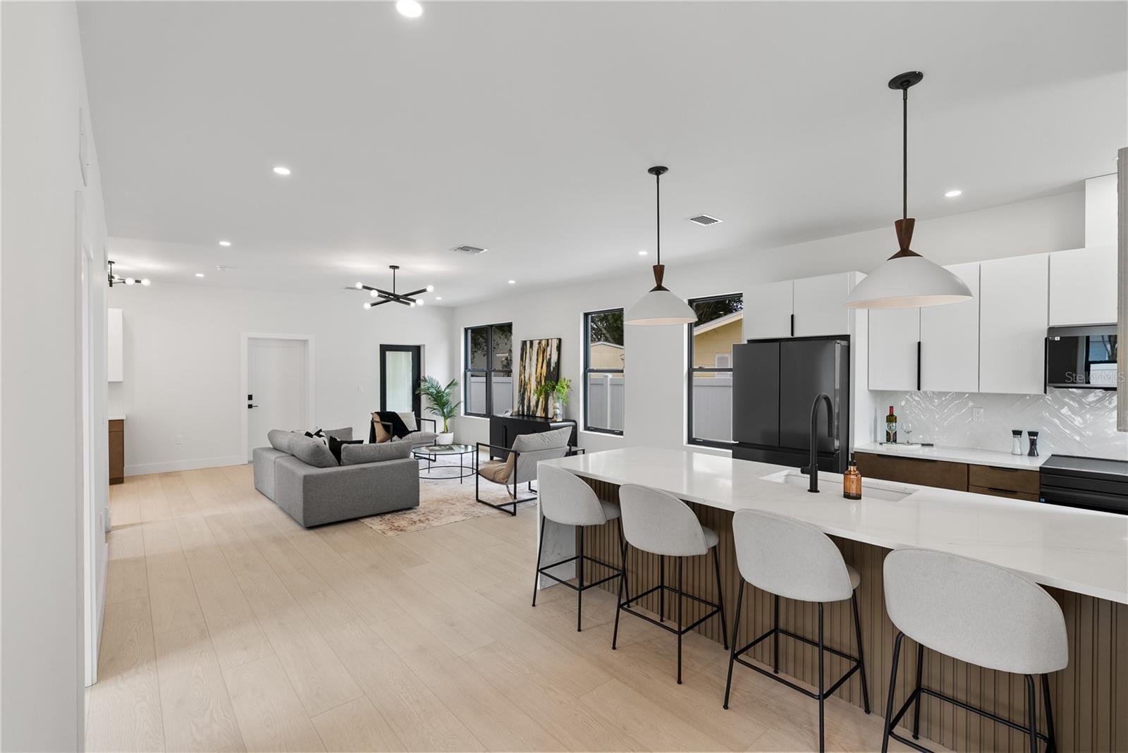 Image 10 of 41 For 5055 2nd Avenue S
