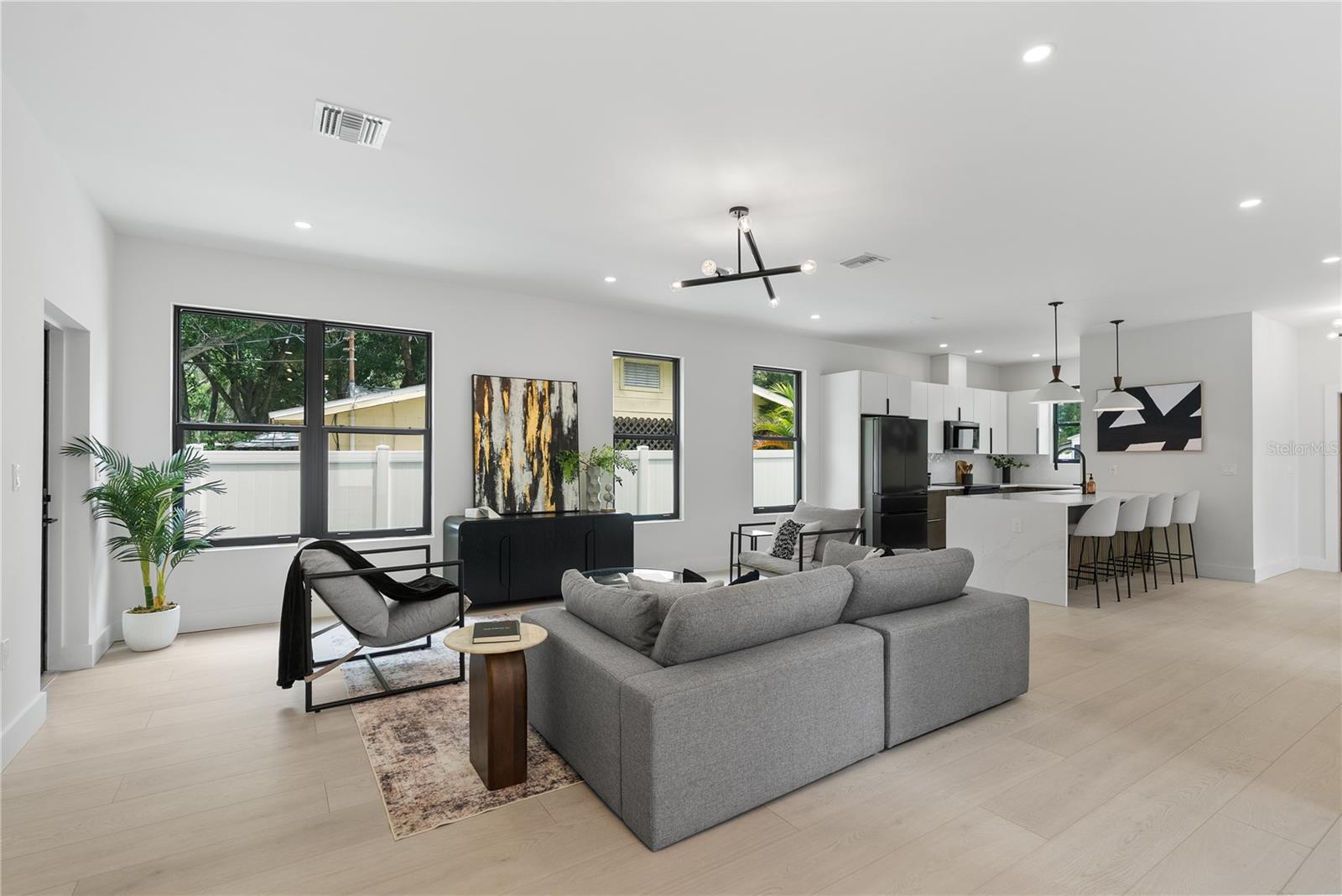 Image 15 of 41 For 5055 2nd Avenue S