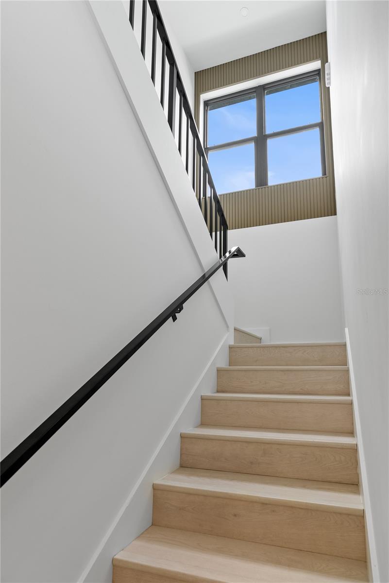 Image 20 of 41 For 5055 2nd Avenue S