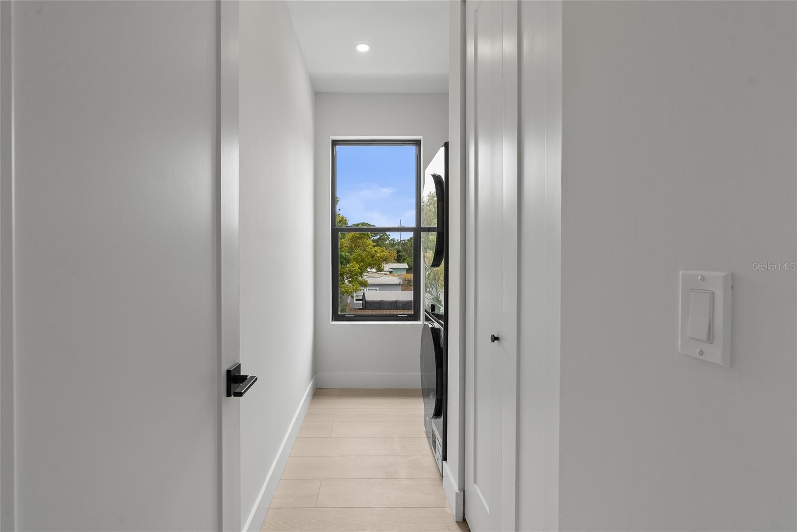 Image 35 of 41 For 5055 2nd Avenue S
