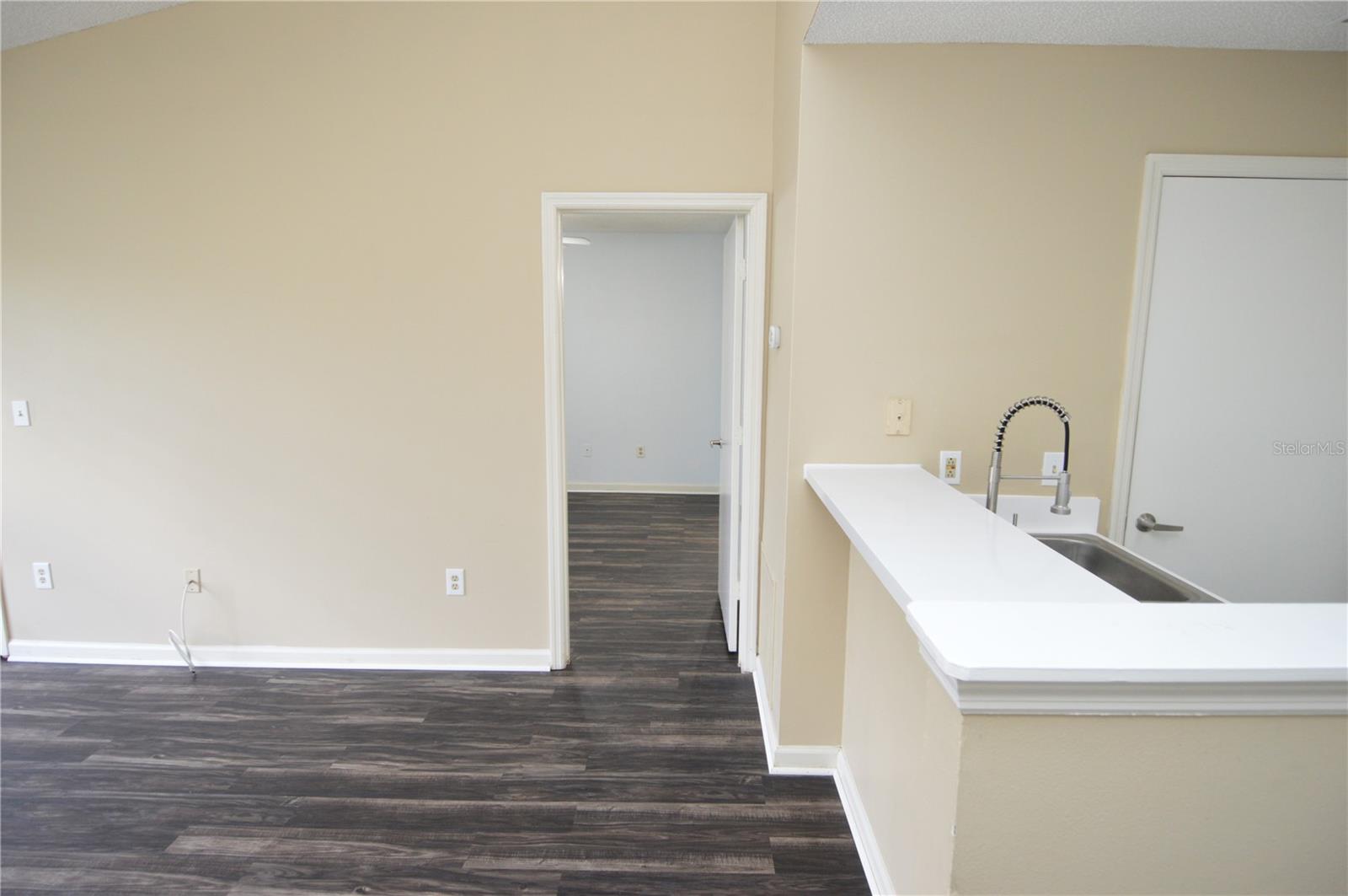 Image 10 of 70 For 11901 4th Street N 5305