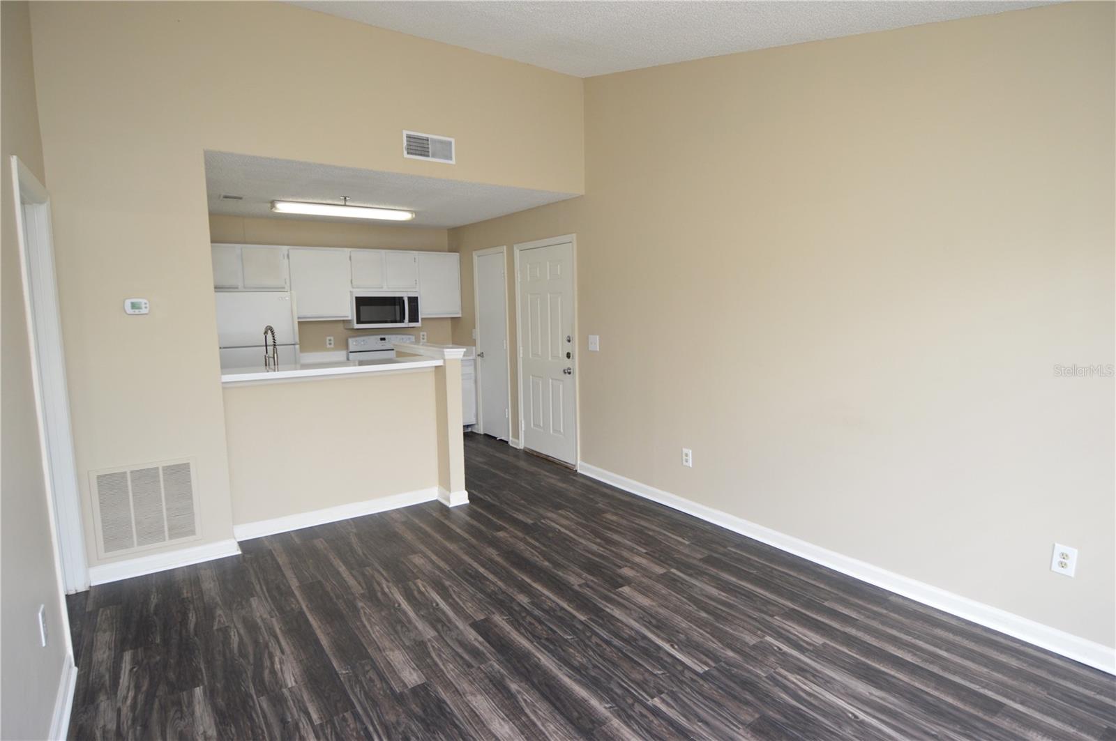 Image 11 of 70 For 11901 4th Street N 5305