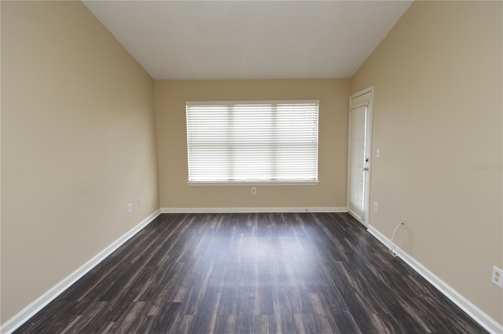 Image 14 of 70 For 11901 4th Street N 5305