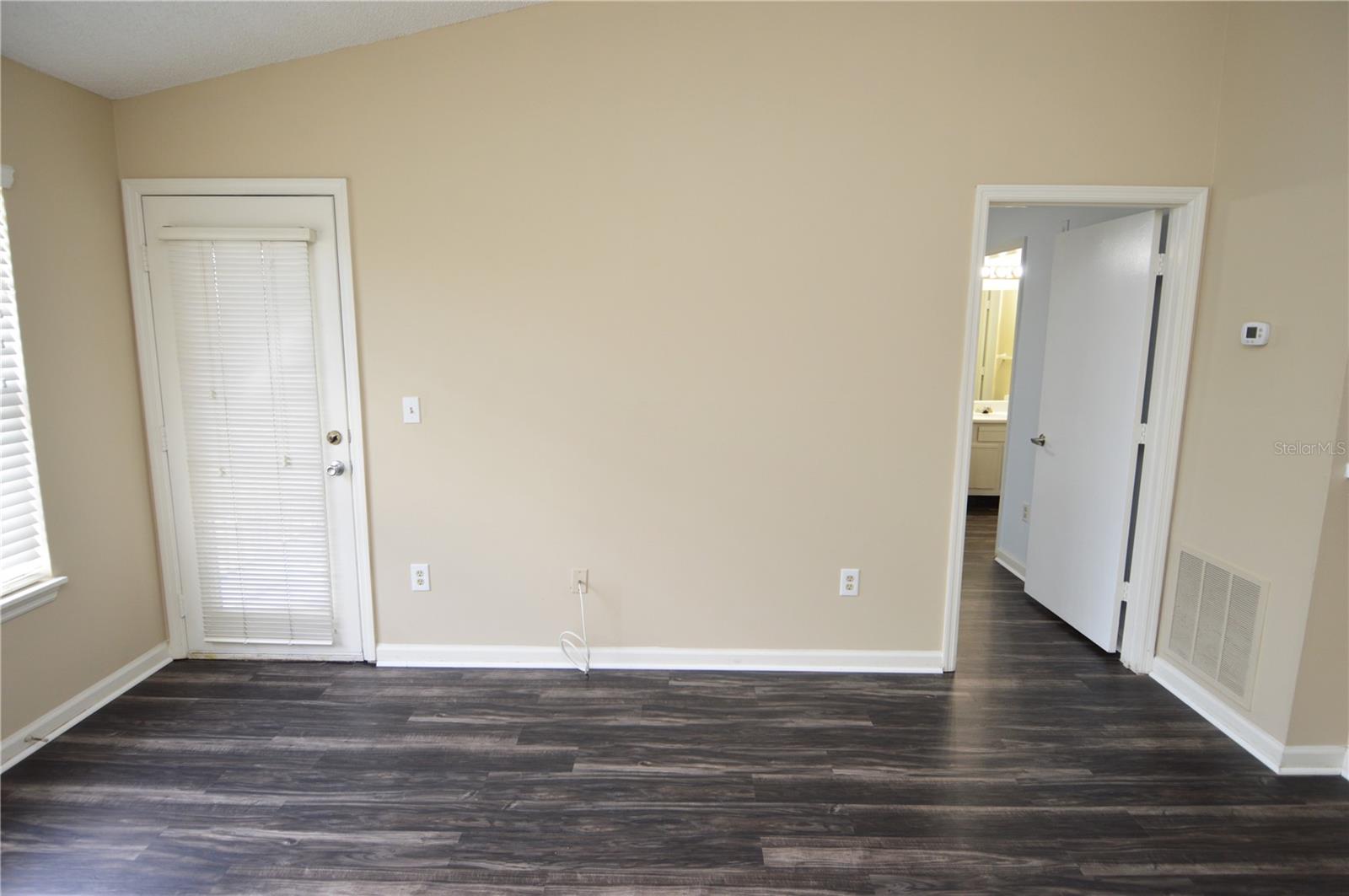 Image 17 of 70 For 11901 4th Street N 5305