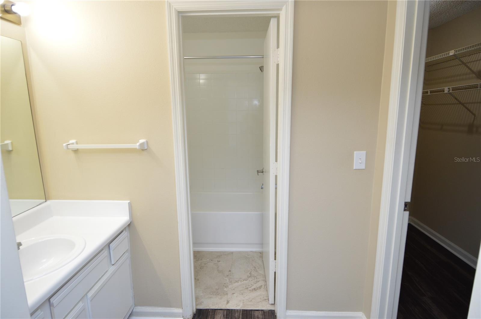 Image 29 of 70 For 11901 4th Street N 5305