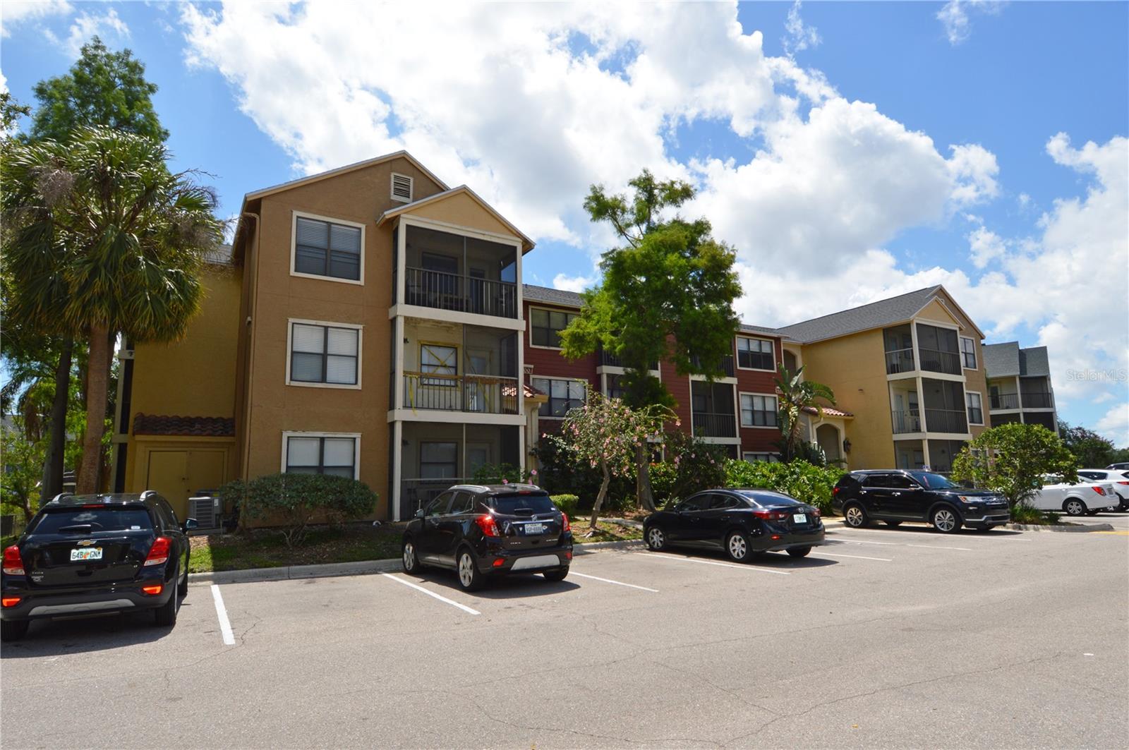 Image 3 of 70 For 11901 4th Street N 5305