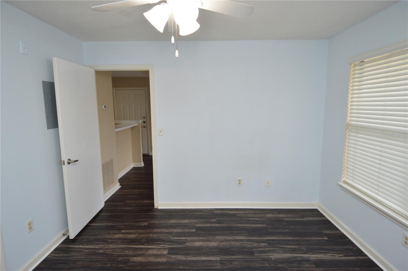 Image 34 of 70 For 11901 4th Street N 5305