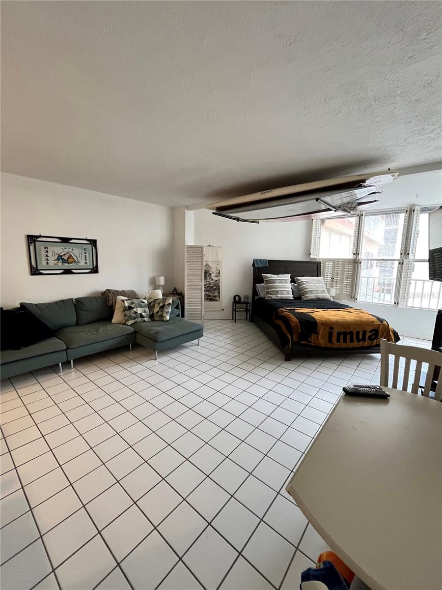 Image 2 of 8 For 16400 Gulf Boulevard 307