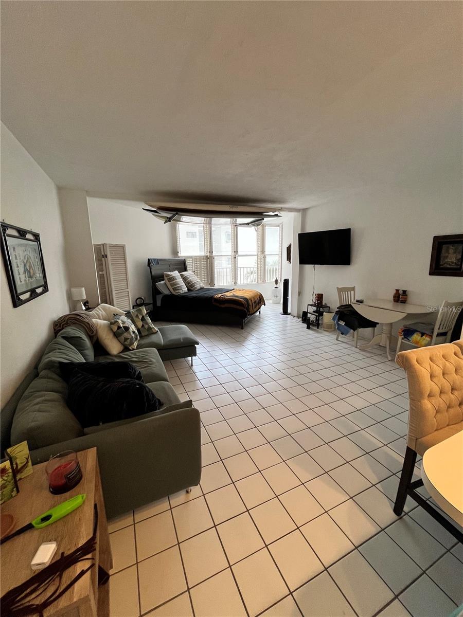 Image 3 of 8 For 16400 Gulf Boulevard 307