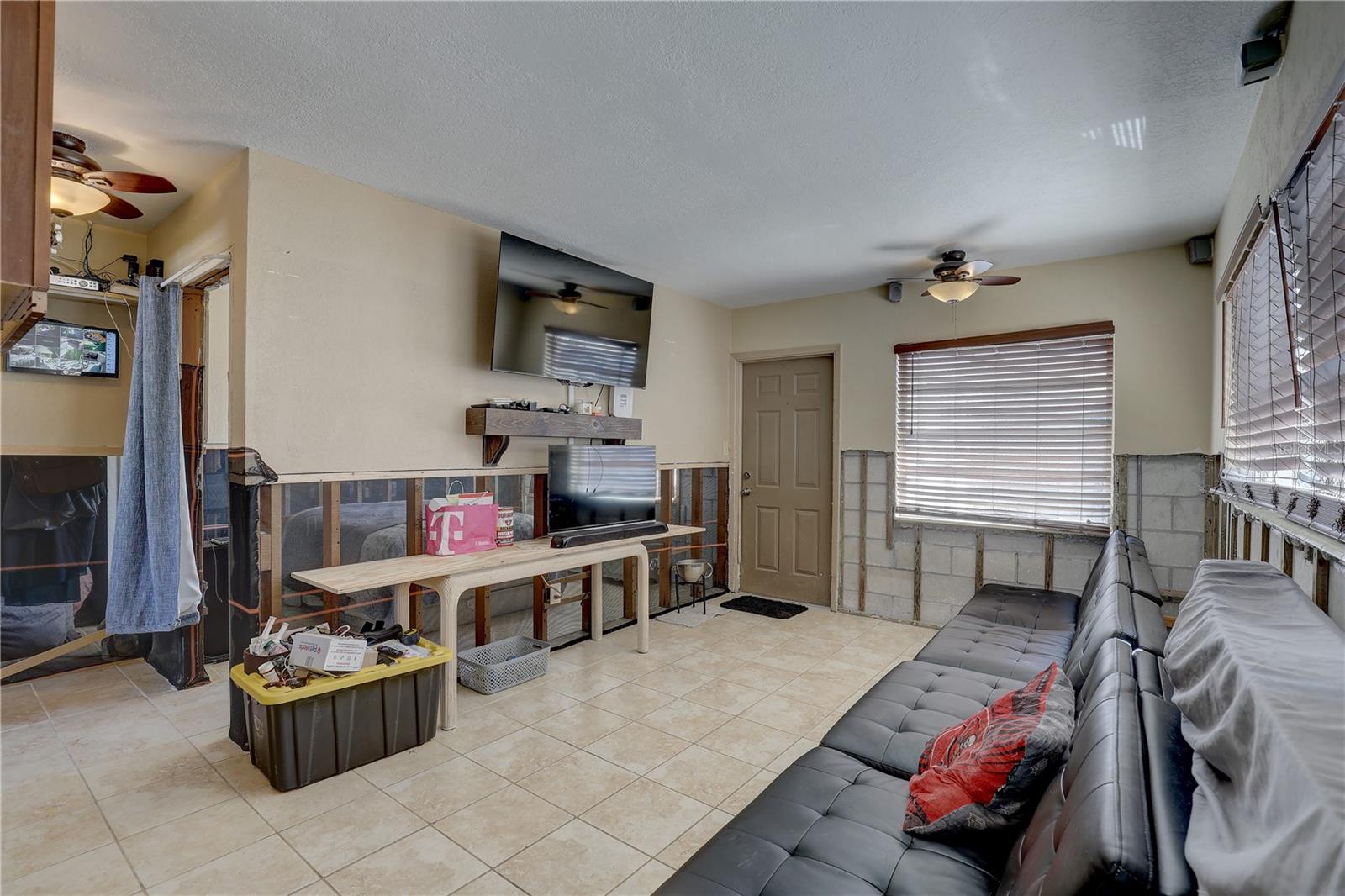 Image 8 of 56 For 265 115th Avenue