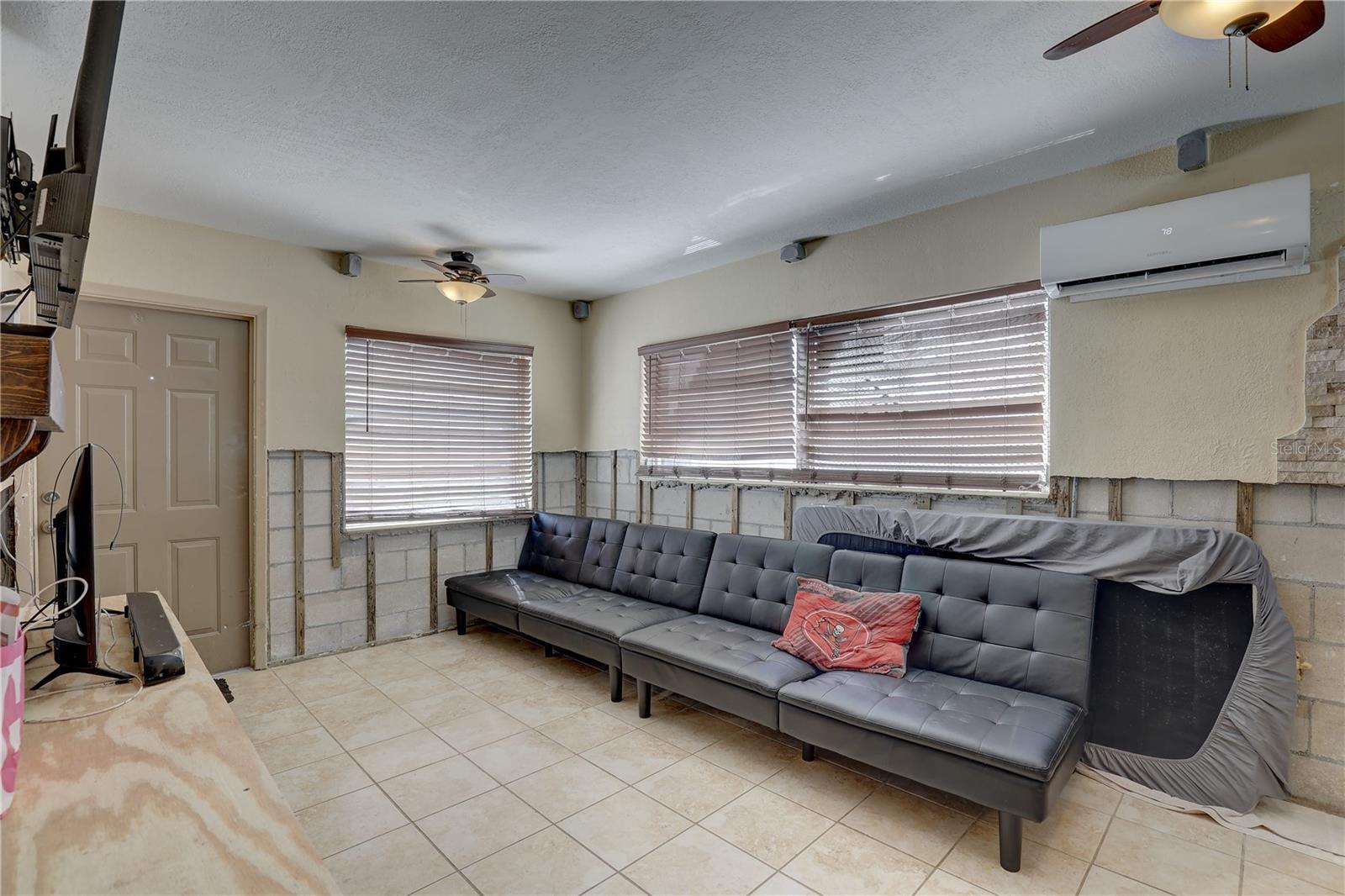 Image 9 of 56 For 265 115th Avenue