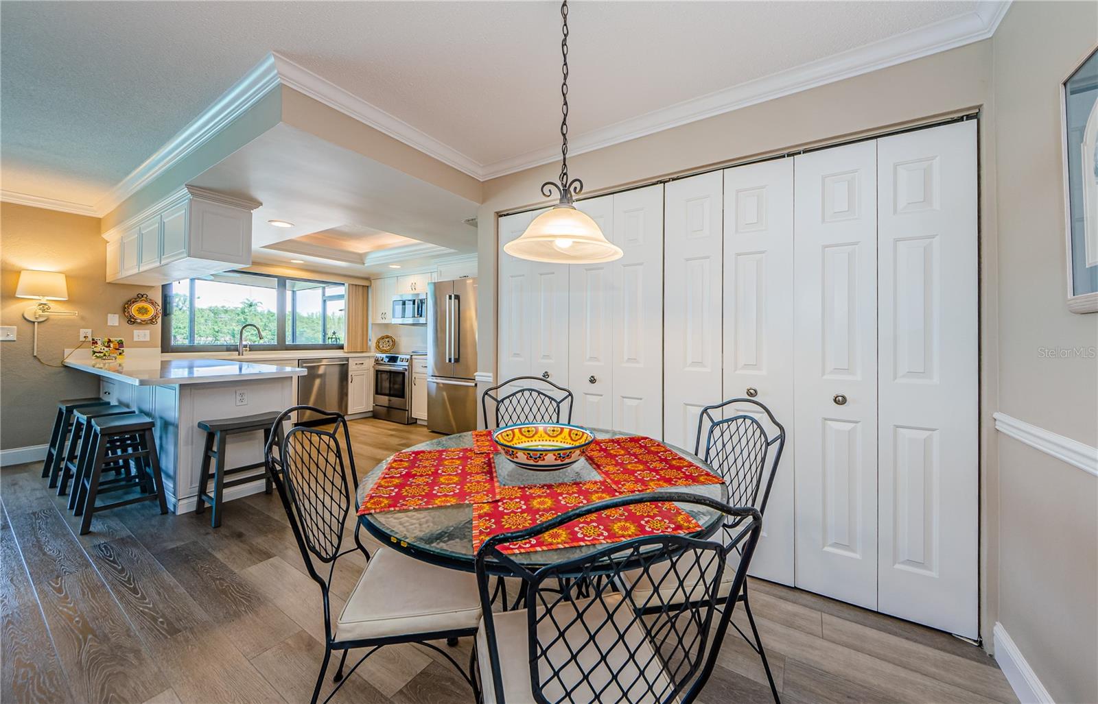 Listing photo id 16 for 671 Tallahassee Drive Ne