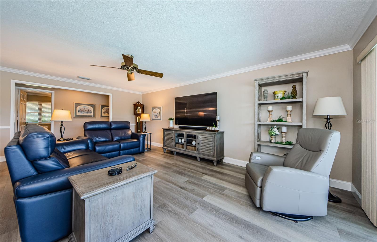 Listing photo id 20 for 671 Tallahassee Drive Ne