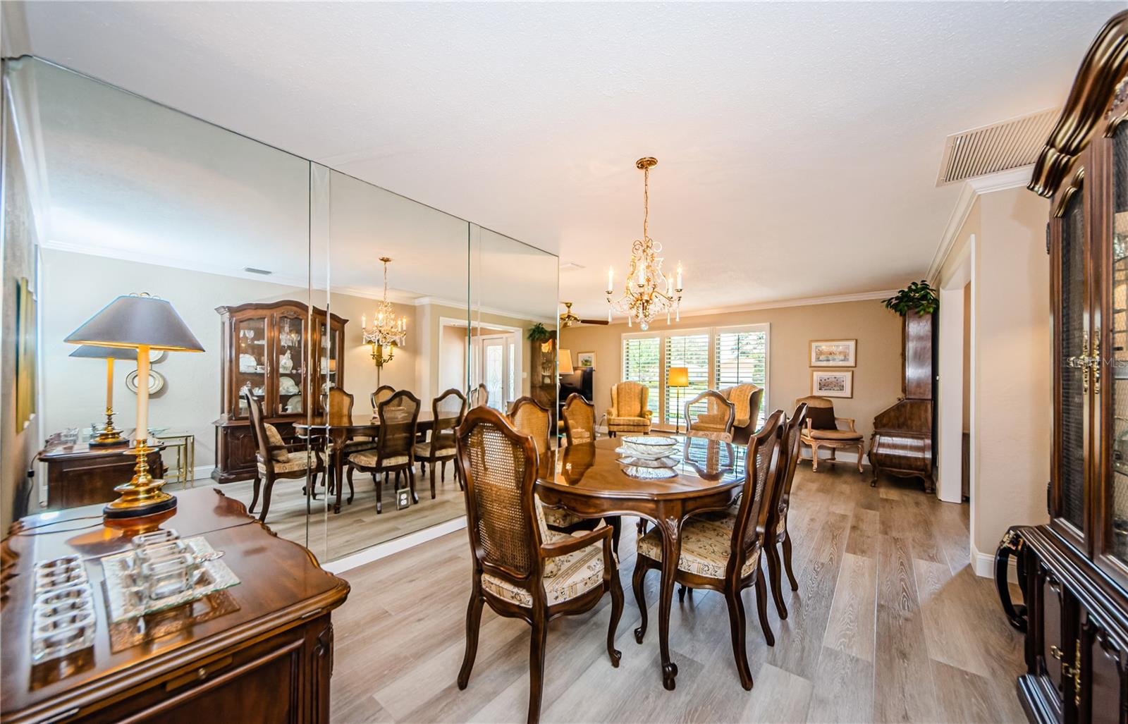 Listing photo id 23 for 671 Tallahassee Drive Ne