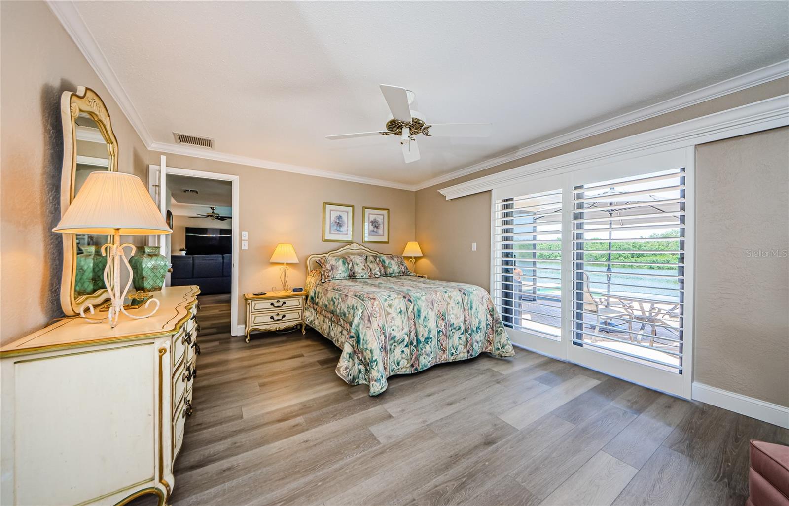 Listing photo id 24 for 671 Tallahassee Drive Ne