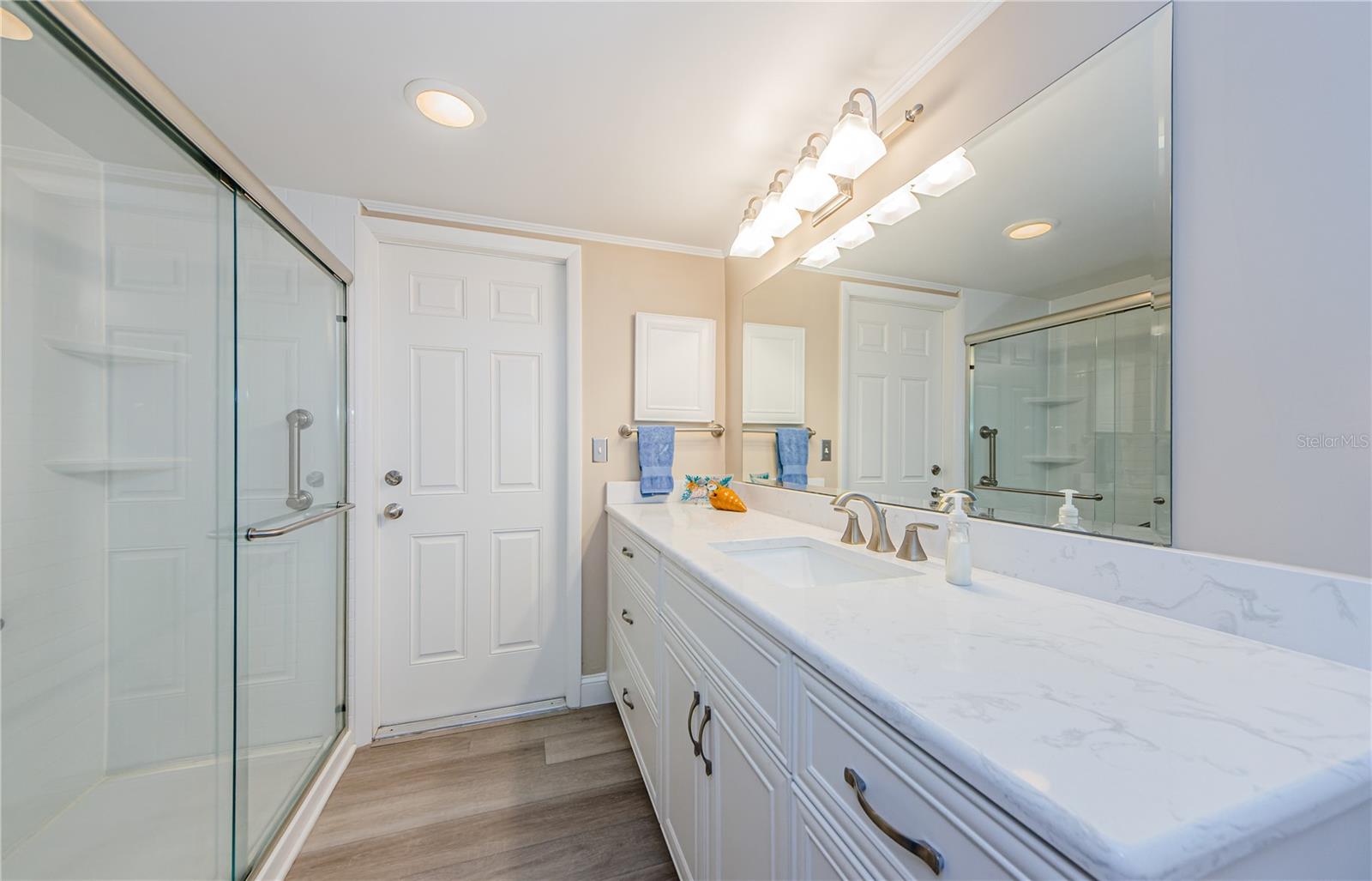 Listing photo id 30 for 671 Tallahassee Drive Ne