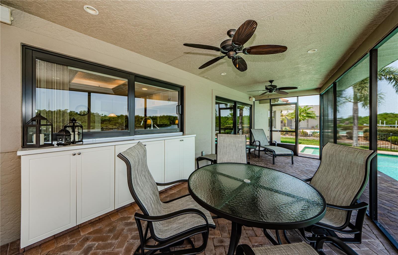 Listing photo id 37 for 671 Tallahassee Drive Ne