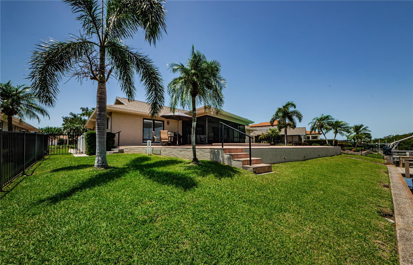 Listing photo id 39 for 671 Tallahassee Drive Ne