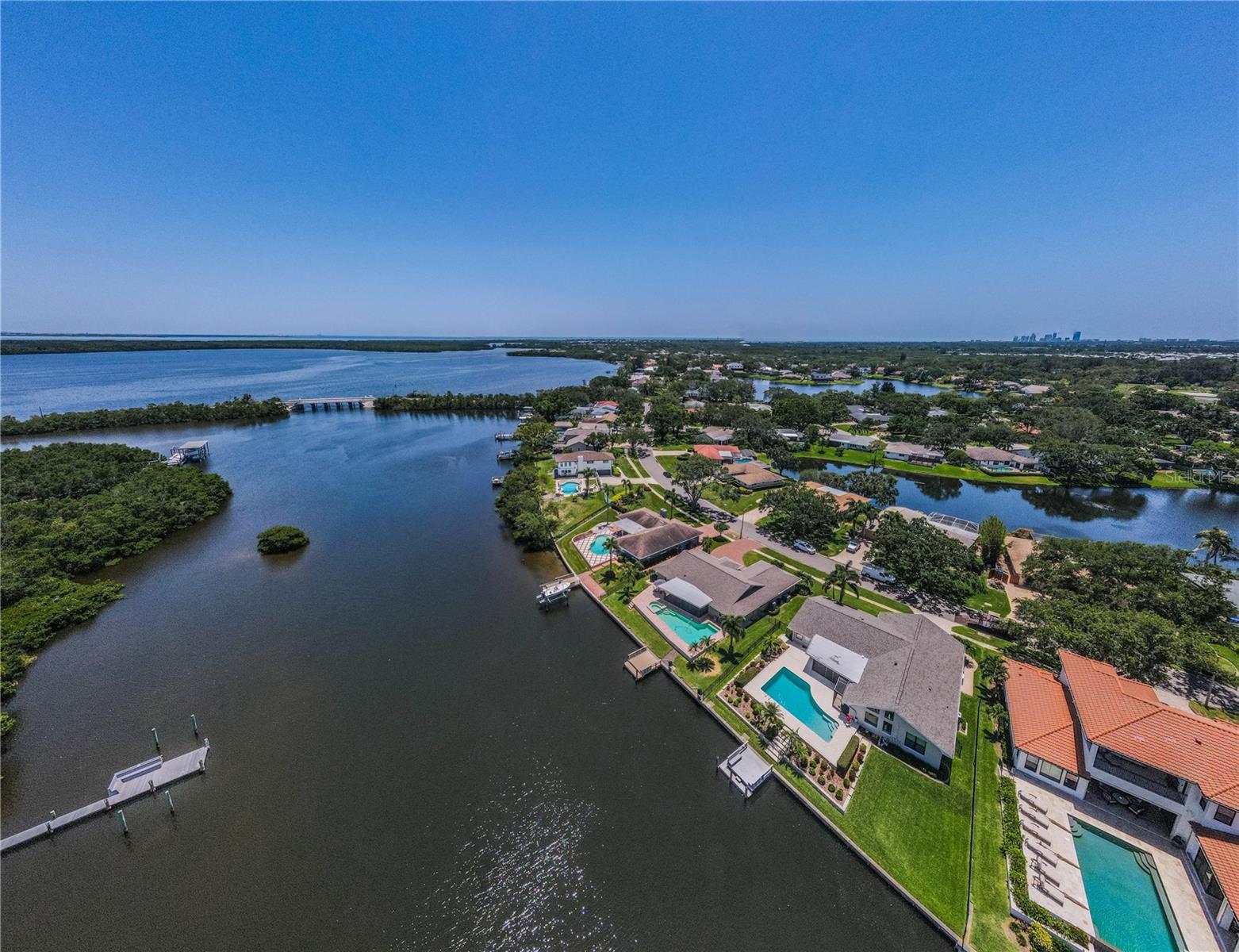 Listing photo id 44 for 671 Tallahassee Drive Ne