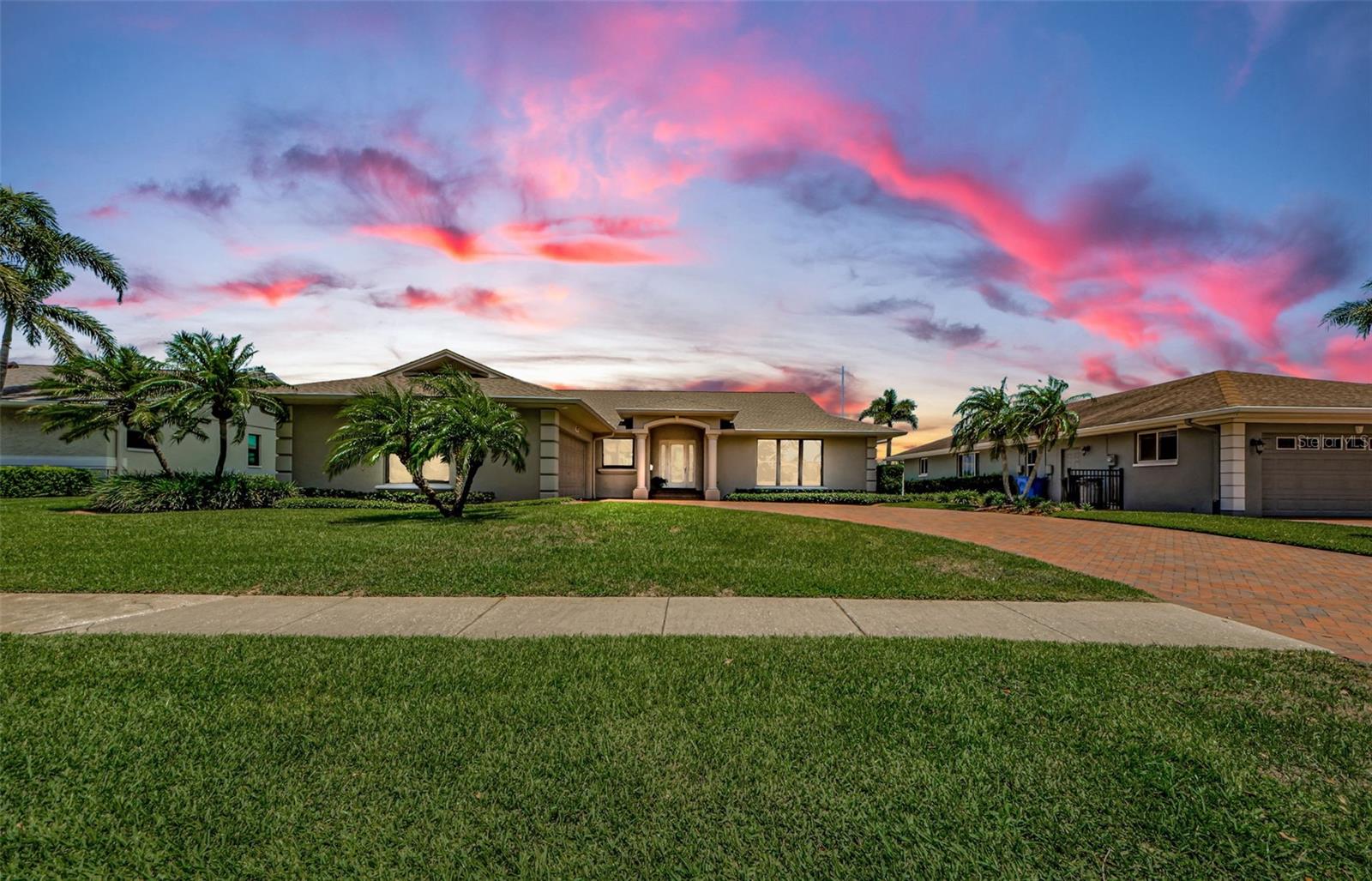 Listing photo id 52 for 671 Tallahassee Drive Ne
