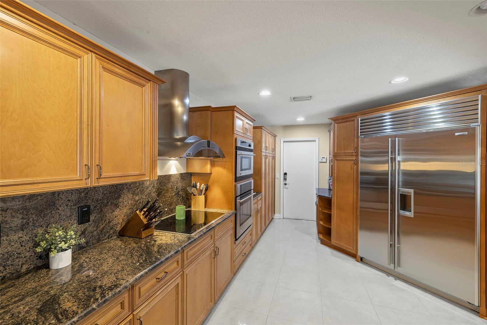Image 15 of 41 For 3922 Cedar Cay Circle