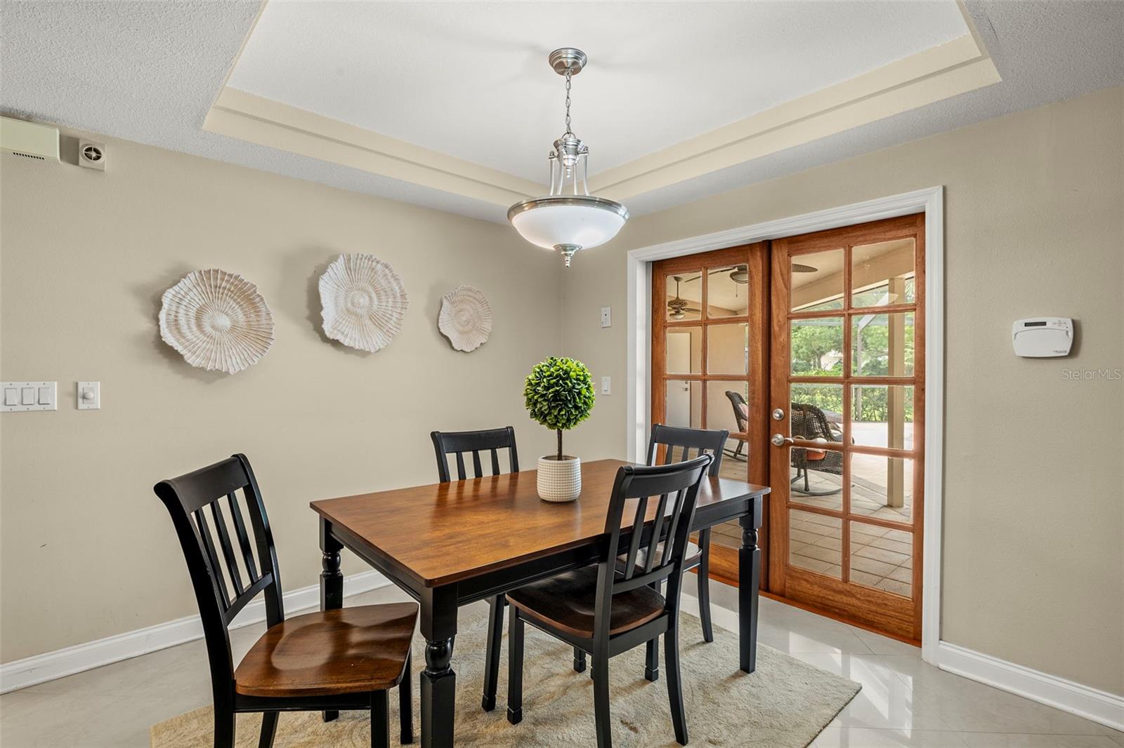 Image 16 of 41 For 3922 Cedar Cay Circle