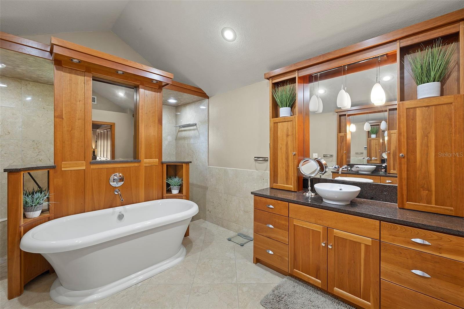 Image 20 of 41 For 3922 Cedar Cay Circle