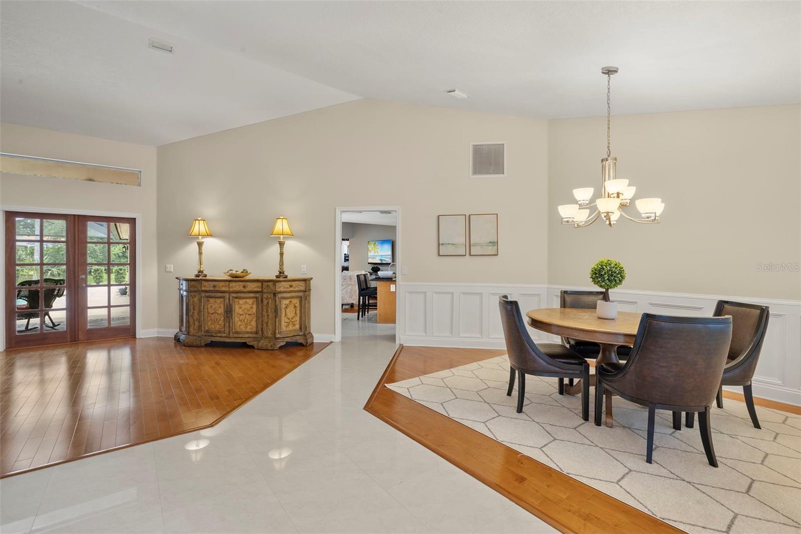 Image 6 of 41 For 3922 Cedar Cay Circle
